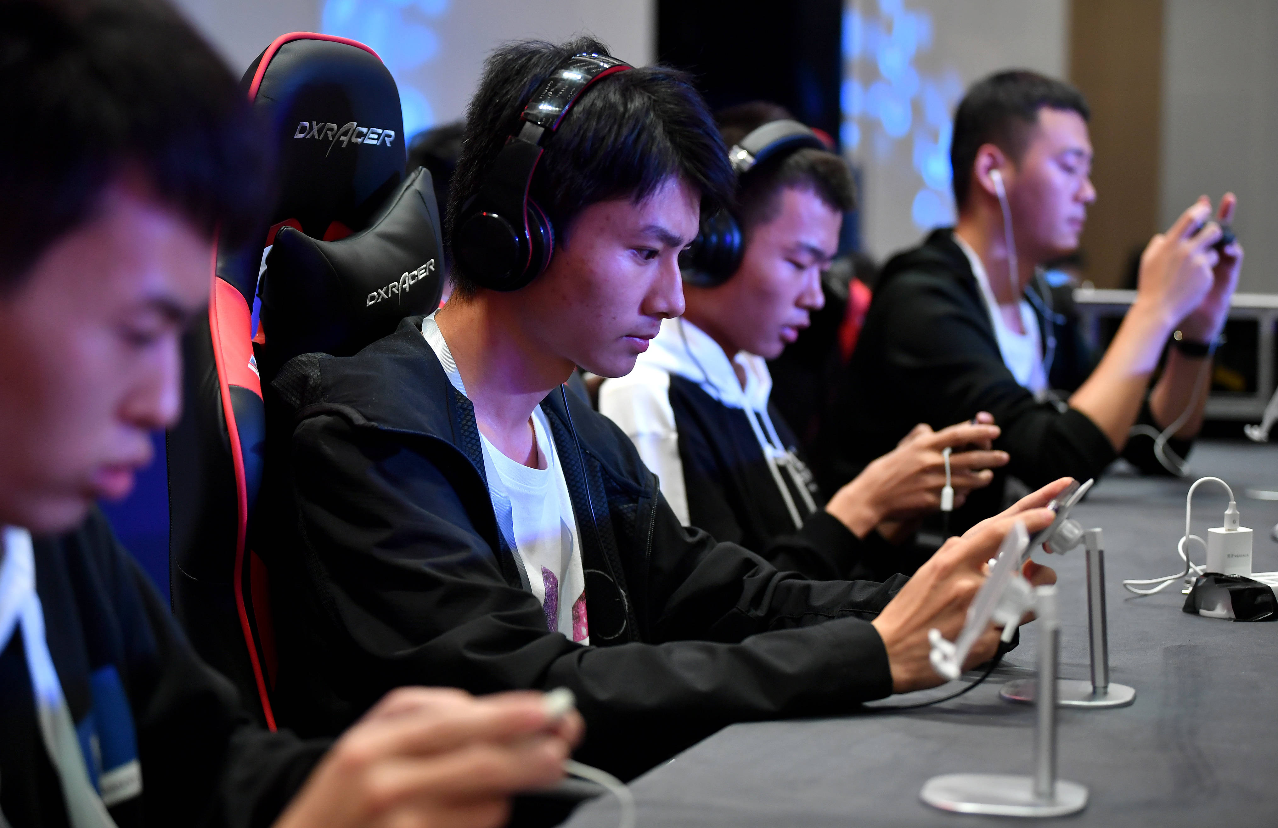 电竞——"我要上全运"电子竞技公开赛在西安启动_手机搜狐网