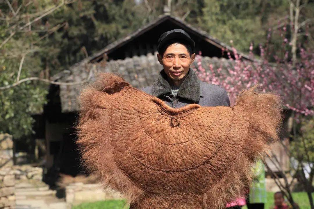 咸庆双节山水有情深候邀远近客