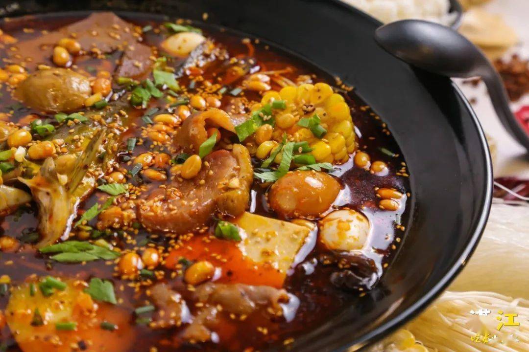 3折这家开在霞山的冒菜馆80款菜品任选汤底都不放过