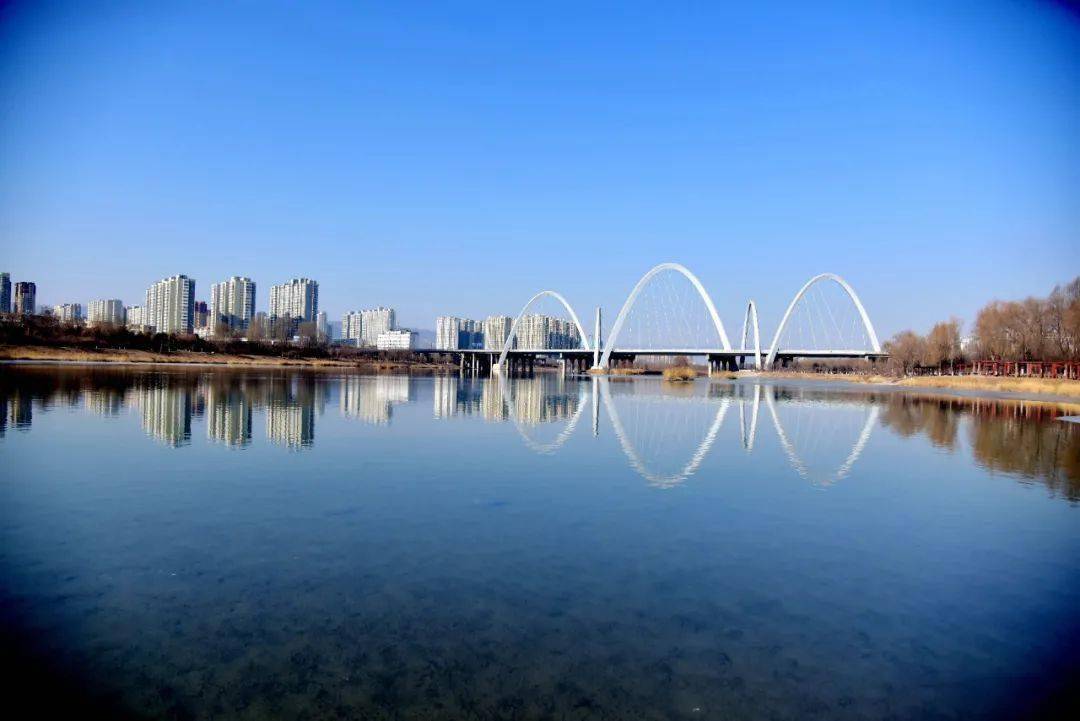 关注阳曲县举办迎国庆网络摄影展