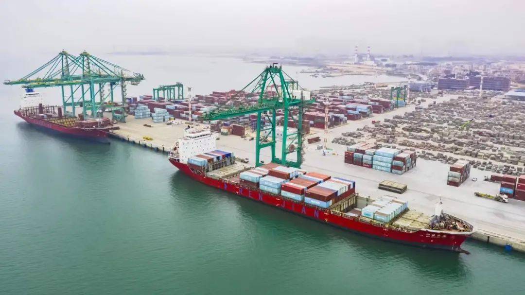 厦门港内贸集装箱业务开始实现正增长,新投用的海翔码头开始发力,精品