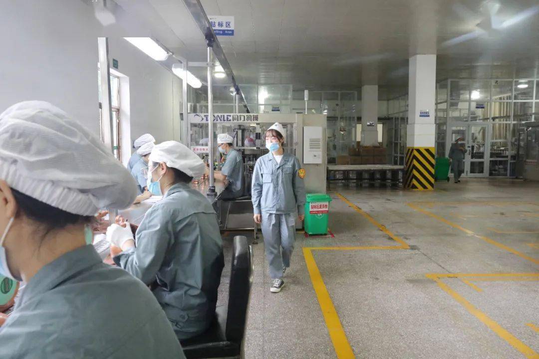 习酒公司:人人把好质量关 人人都是质检员