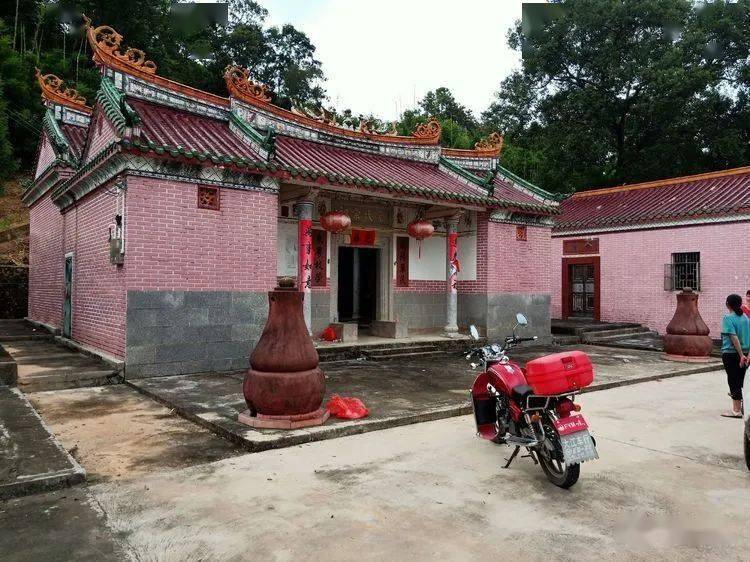 广东省河源市紫金县黄塘镇腊石村的叶剑辉等十多位宗亲前往经口"鹧鸪