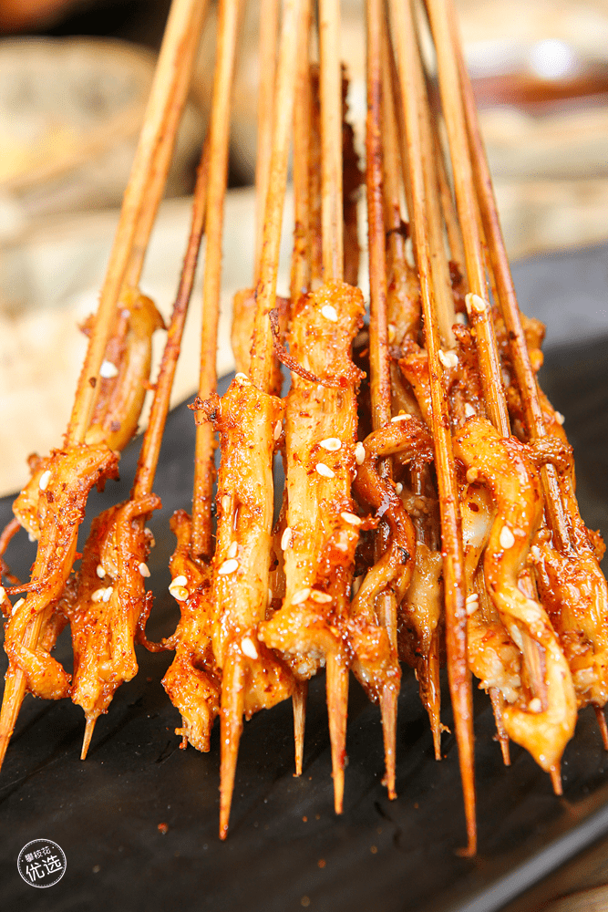 人均30 ,这家火爆攀枝花7年的传奇烧烤店,5折套餐吃到爽!