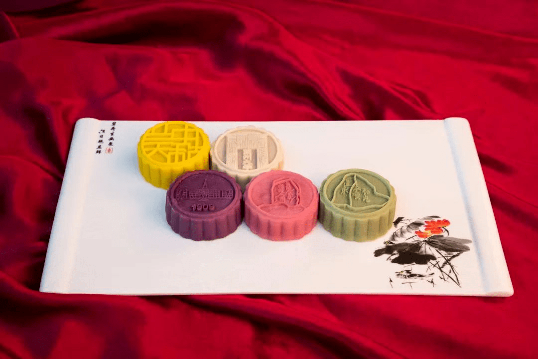 当国庆遇上中秋:高校月饼哪家强?来选选你心中的c位!