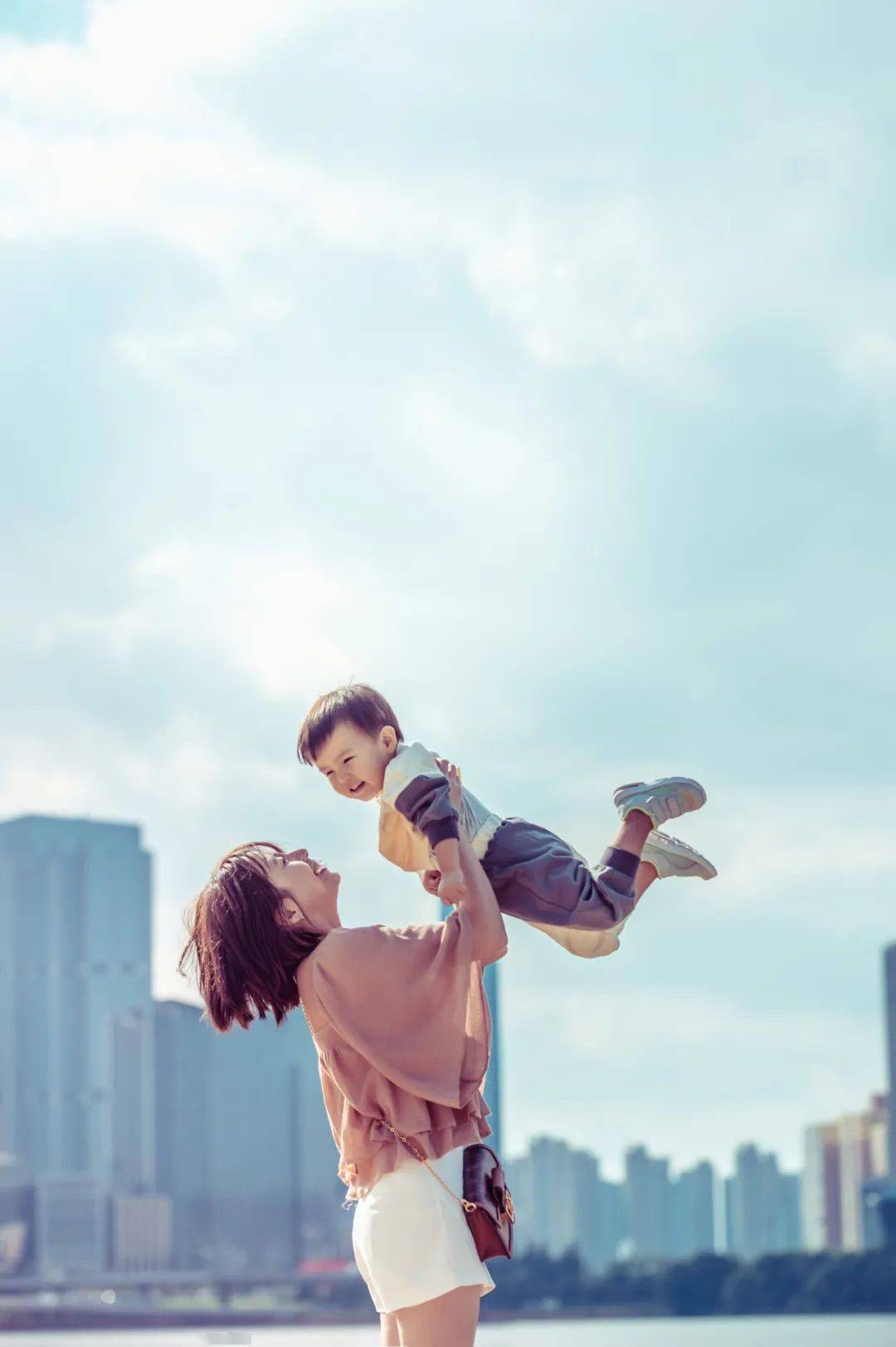 情绪管理处处是坑,育儿路上跟着"宝贝"遇坑不掉队!