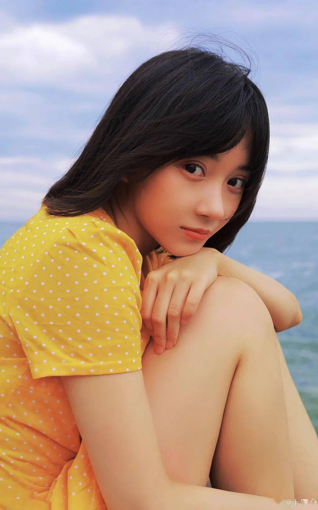 今年于卜冠今而言应当是收获的一年,《二十不惑》中