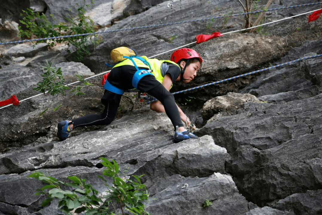 攀山涉岩登高处味美马山停脚步2020年广西青少年攀岩锦标赛举办地马山