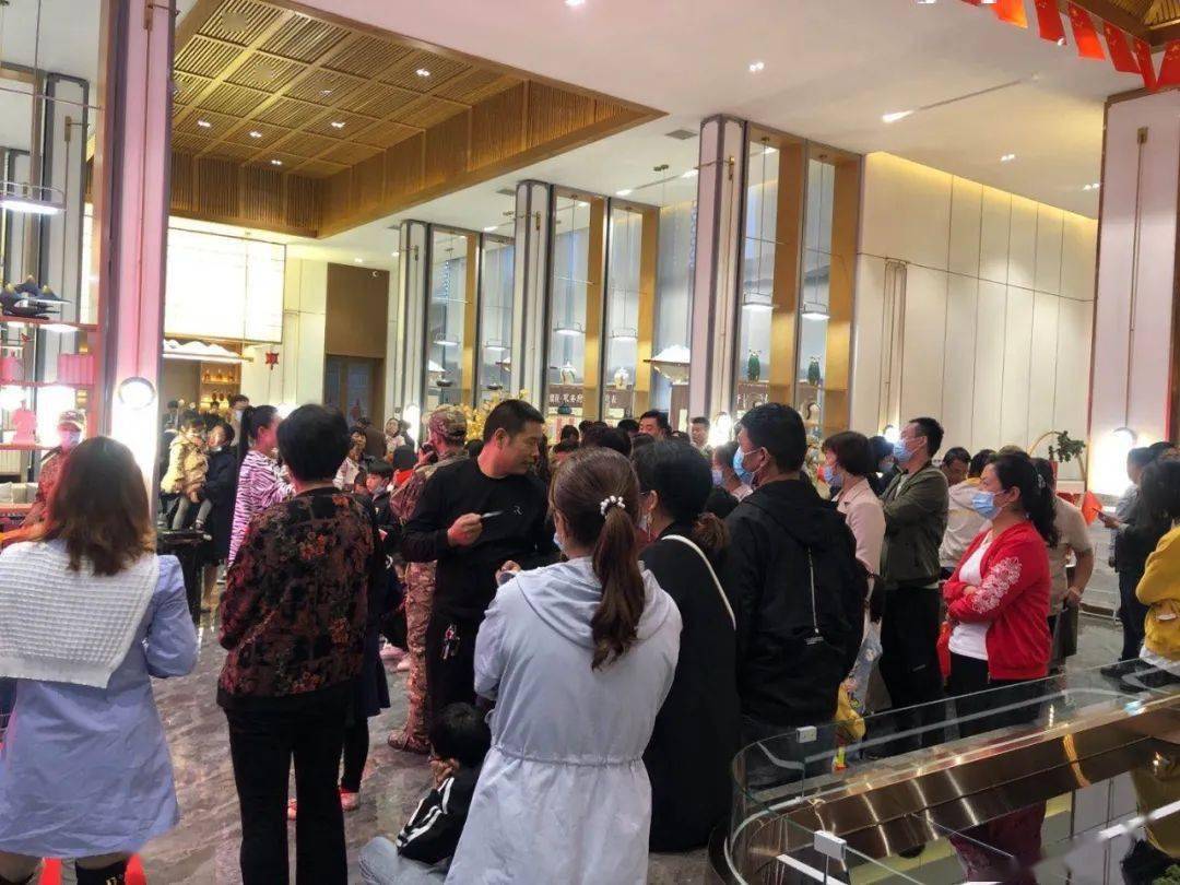 全是人!禹州这里迎来"现象级"红盘!火爆程度.