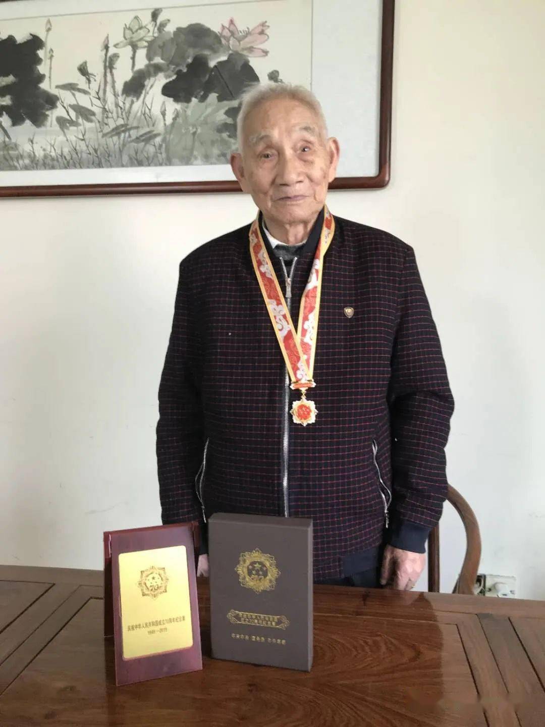 【文氏新闻】文志雄一行看望慰问抗美援朝的战斗英雄文修潮