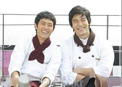 1  ——在熙 饰 蔡戊龙 人物设定:法国料理厨师