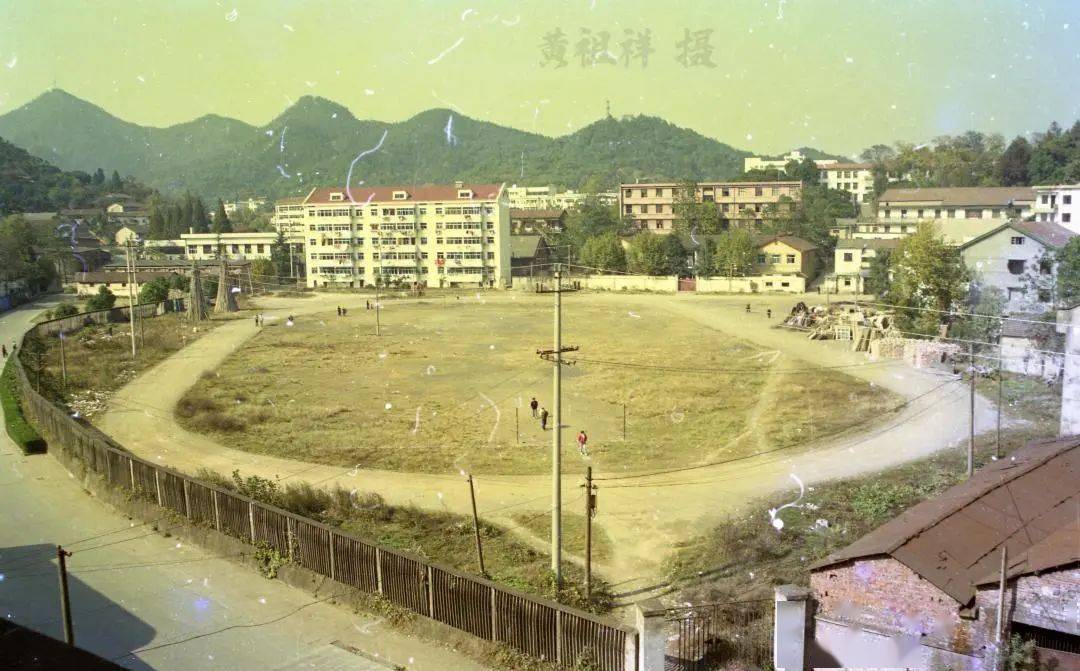 看常山这些新老照片中可有你的芳华