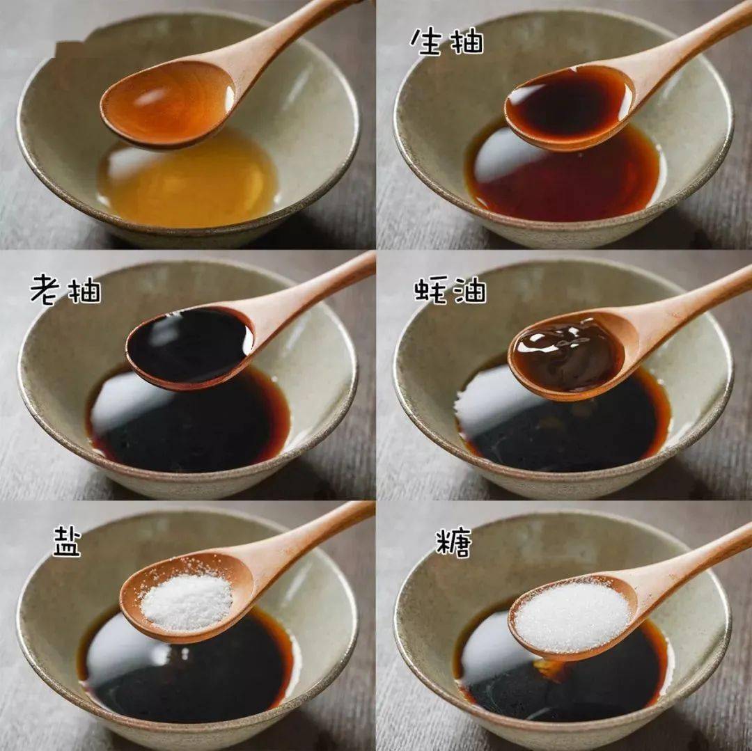 醃料:碗裡放入4勺料酒,4勺生抽,2勺老抽,2勺蠔油,1勺糖和半勺鹽