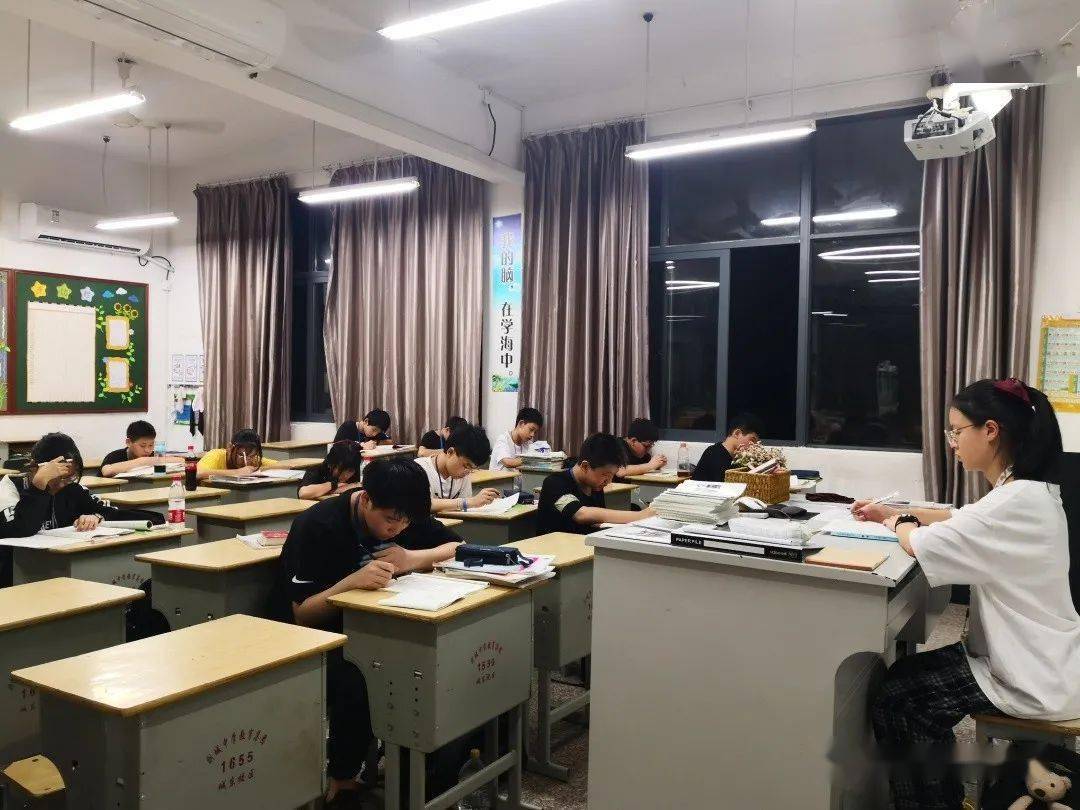 住校生活乐趣多,学习活动两不误—剡城中学城东校区关爱住校生掠影