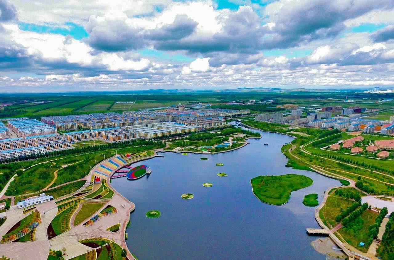 锡林郭勒盟林业和草原局总工程师巩和平介绍:"经过20年的生态建设