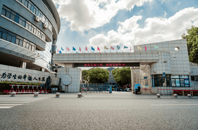 江阴霸屏纽约全球瞩目