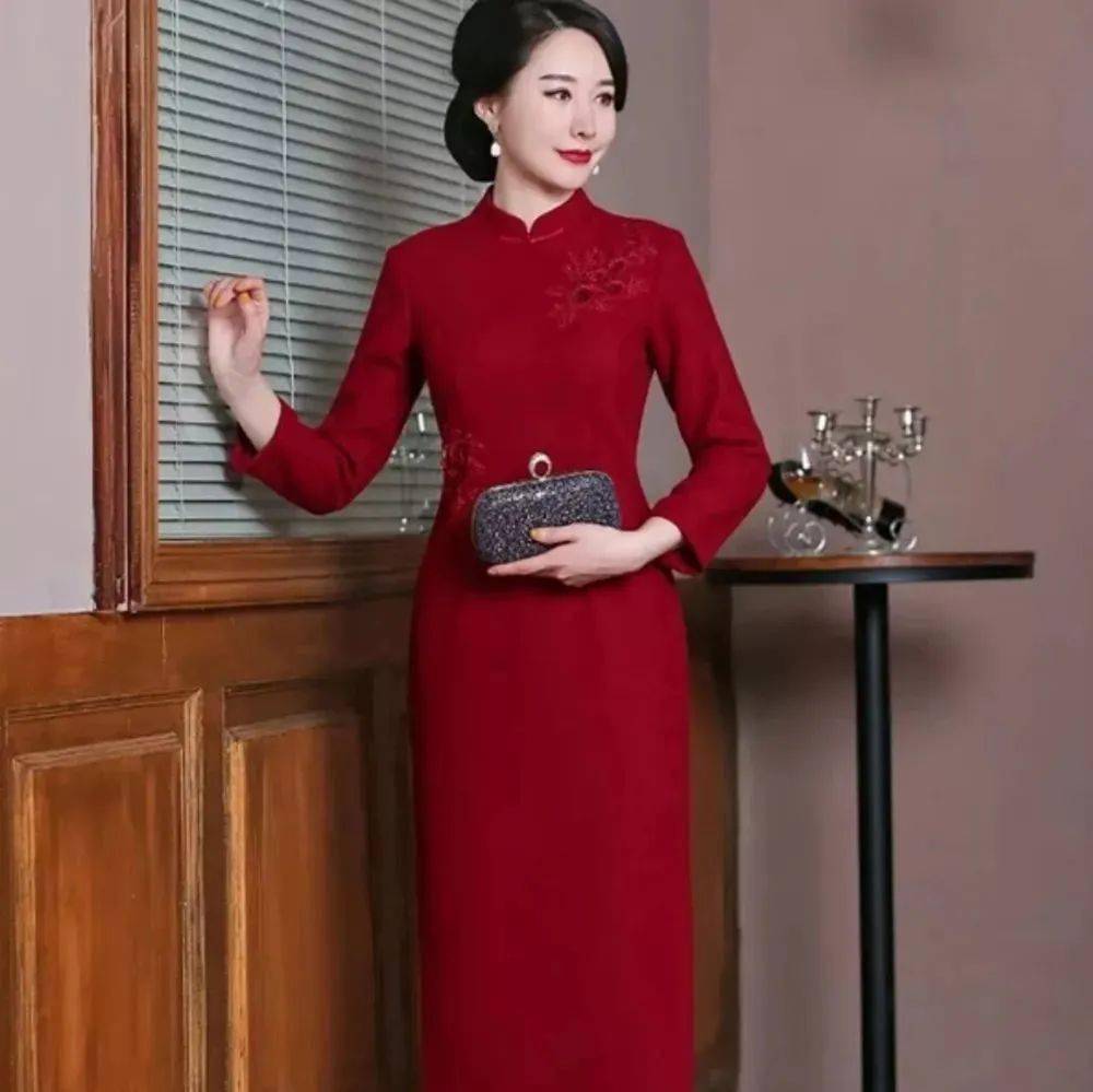 适合中年女人穿的旗袍,韵味女人最美的年华