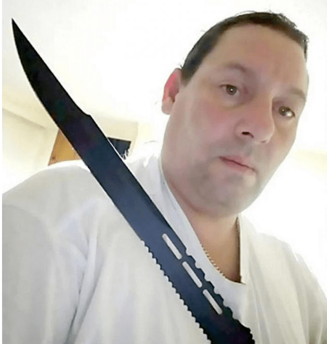 残忍加拿大18岁少女被连环杀手盯上头颅残肢冲进厕所