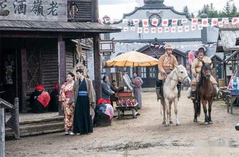 讯影视国内又一影视力作兴安岭上在大箐山县影视文化风情小镇开机拍摄