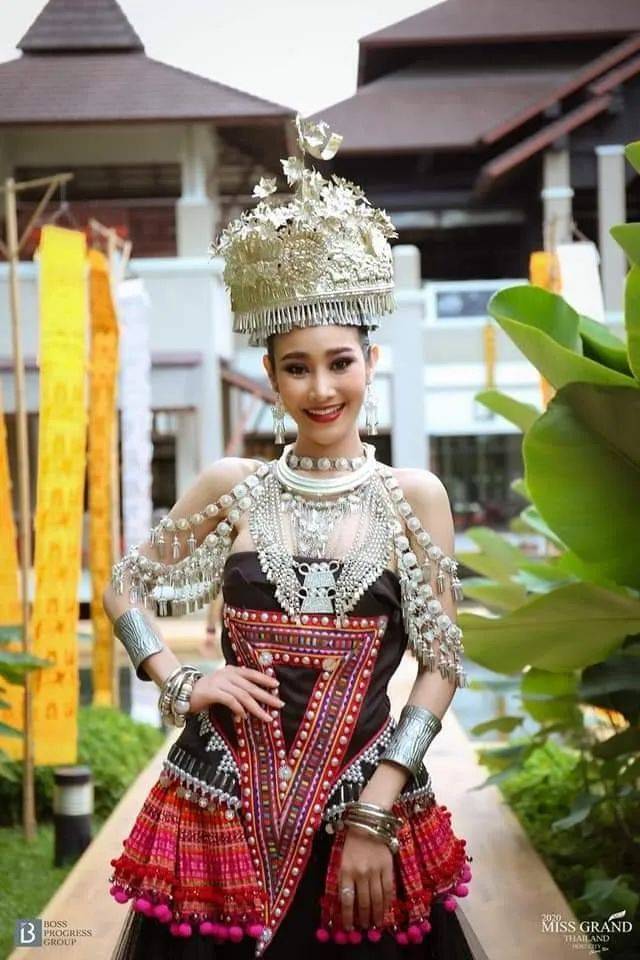 海外苗族2020泰国小姐大赛苗装刺绣大放异彩