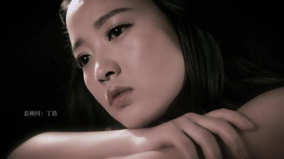 一首伤的都是有情人伤心的女人流泪的情人