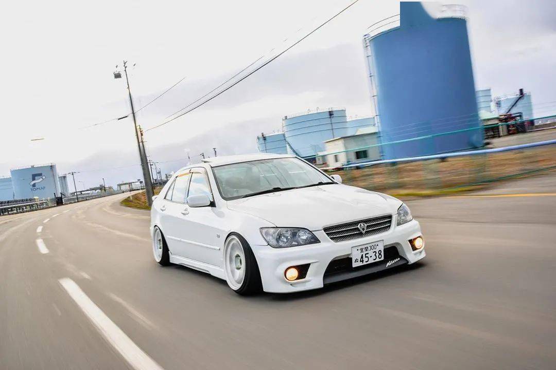 灵感与启发 | 丰田 altezza xe10 咬地鲨 instagram 改装集_手机搜狐