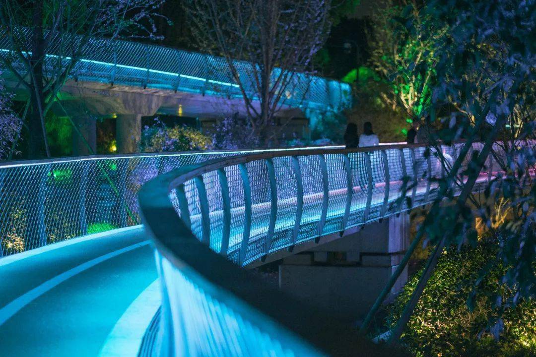 惊艳!临平山下彩虹桥,新晋网红打卡地