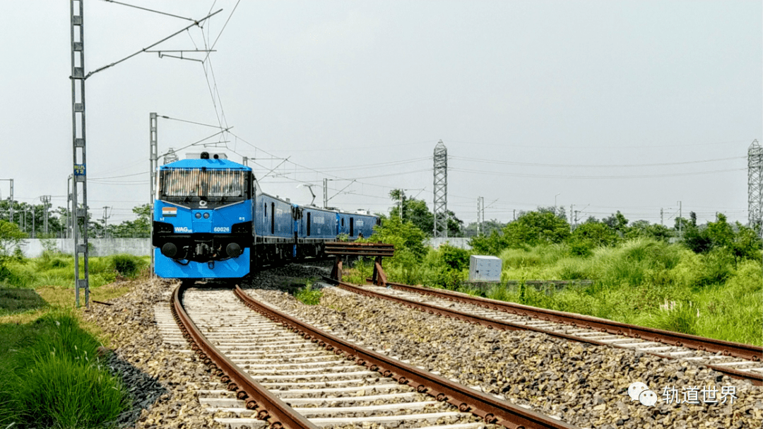 阿尔斯通wag 12b电力机车成为印度首批时速120货运机车