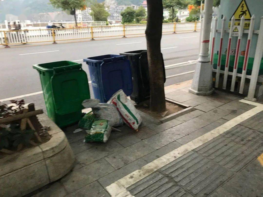 不文明行为曝光台(四十)