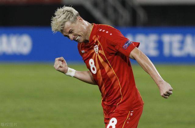 北马其顿少打一人最后时刻打入绝平球,主场艰难取得一分_阿利