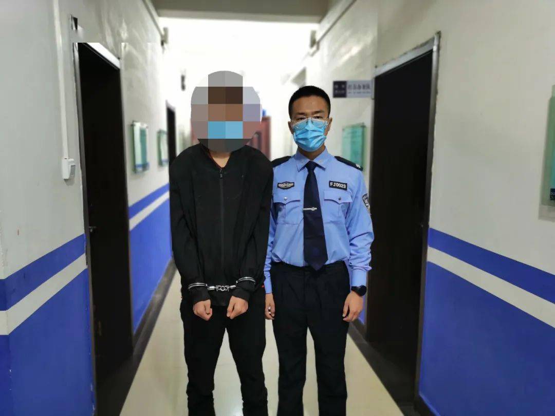 确认过眼神是该抓的人临西公安巡逻途中抓获1名涉嫌盗窃上网逃犯