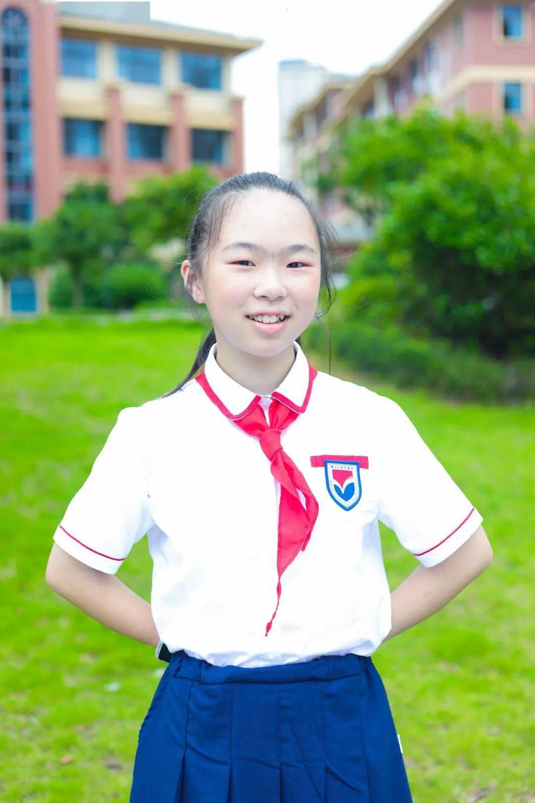 向身边的榜样学习六初中部优秀学生介绍