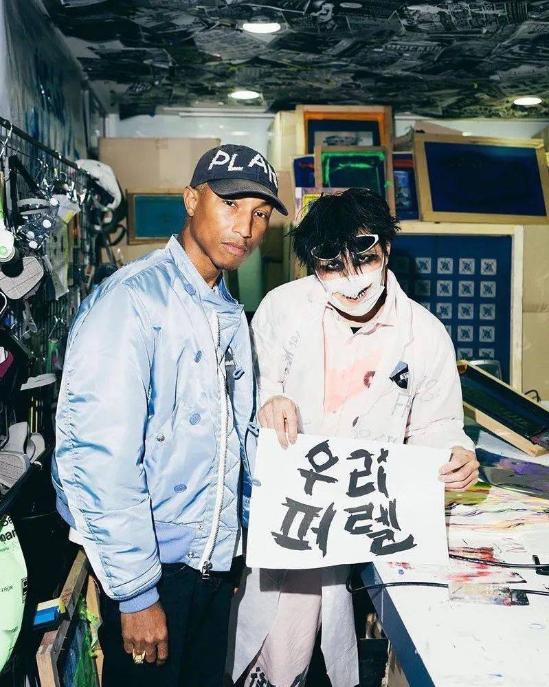 连吴赫都偏爱的「面具」,原来早就成为时装秀场的常客