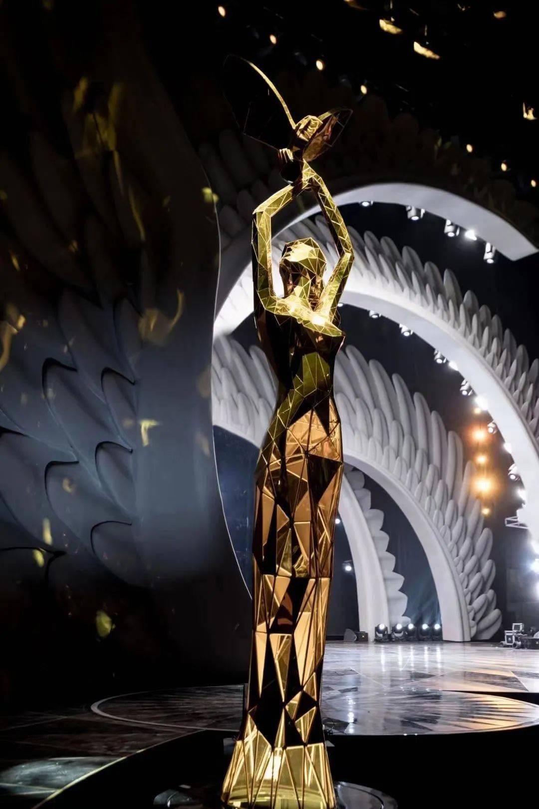 全是剧透帮小芒带你提前看金鹰节颁奖晚会