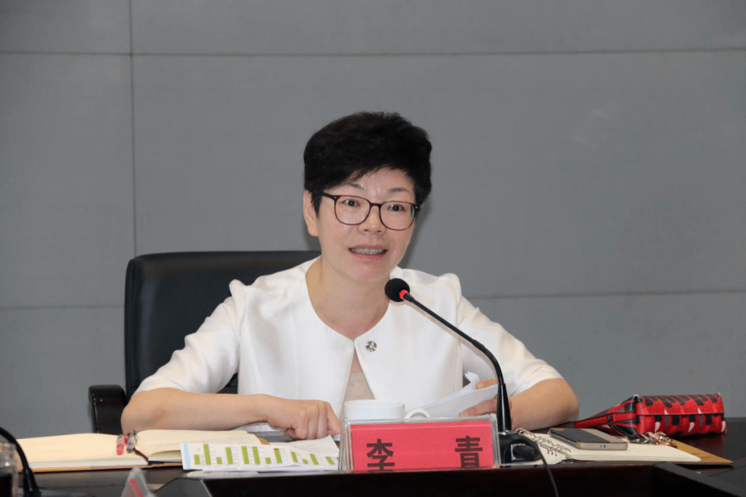 主任倪志超传达了市纪委会议精神并就"153"百日攻坚行动作了相应部署