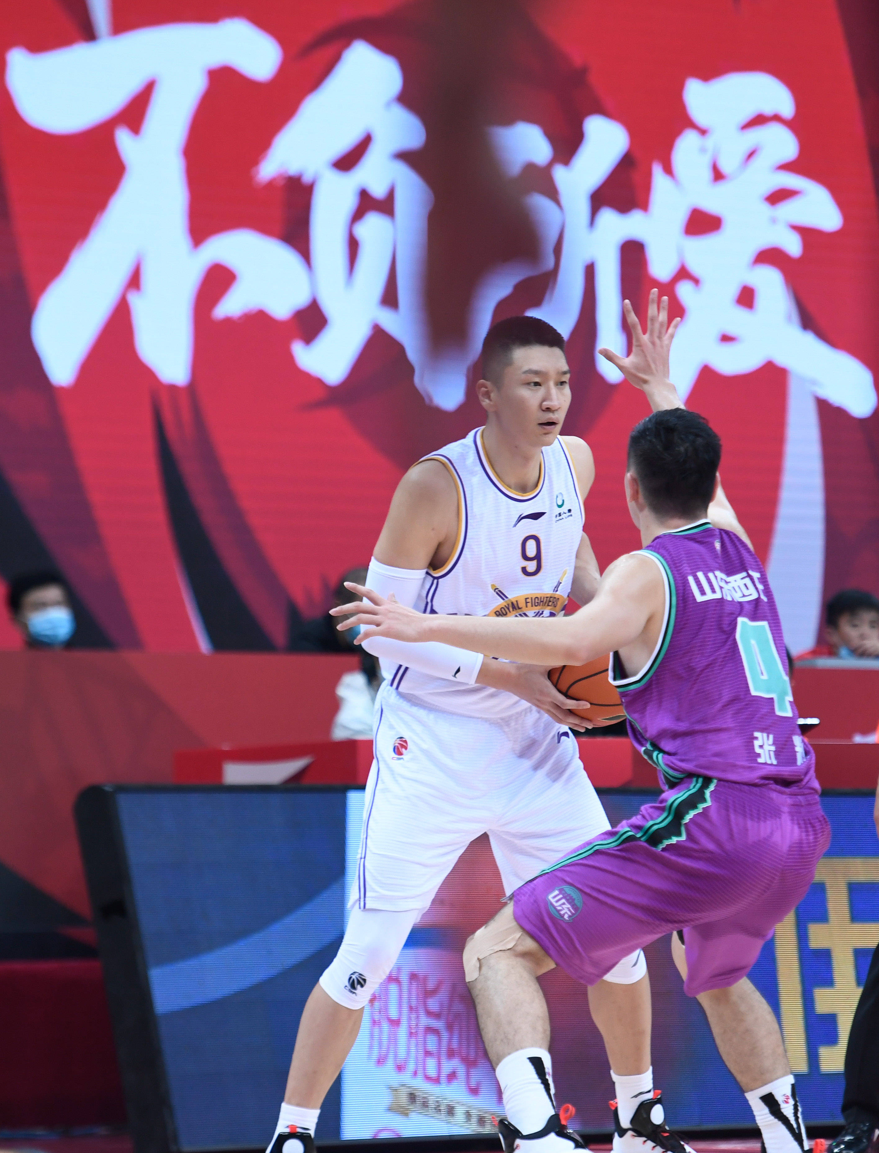 篮球——cba第一阶段:北京紫禁勇士对阵山东西王_比赛