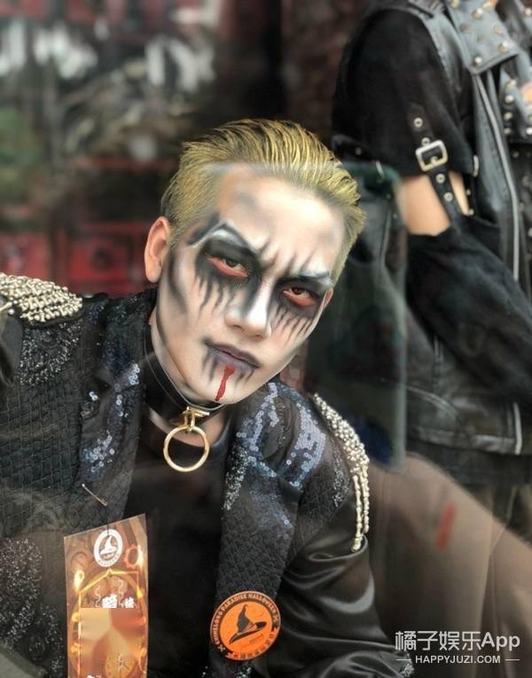 鬼的颜值这么高求组团去鬼屋捡男票能当场演段人鬼情未了