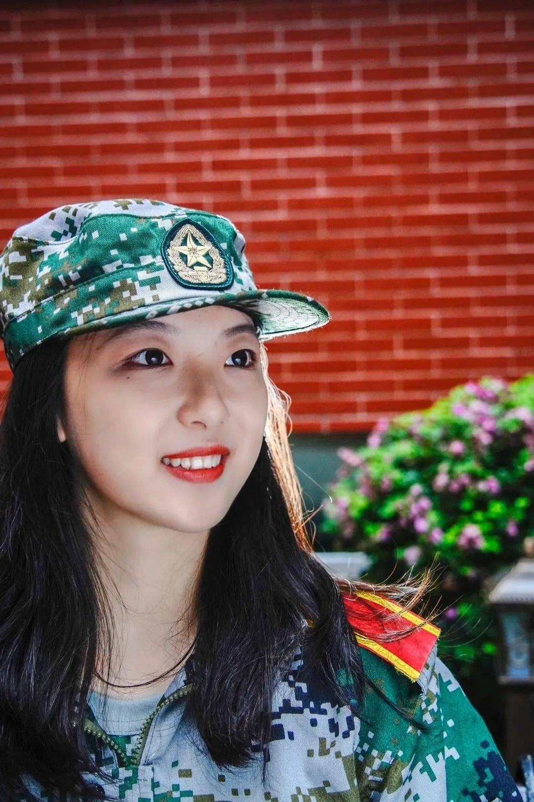 【军训特辑】| "海经最美军训照"第二弹,@全体海经人!_手机搜狐网