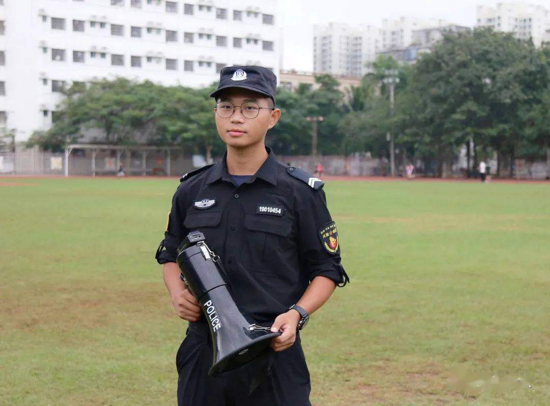 军训进行时快来认领你们的小教官