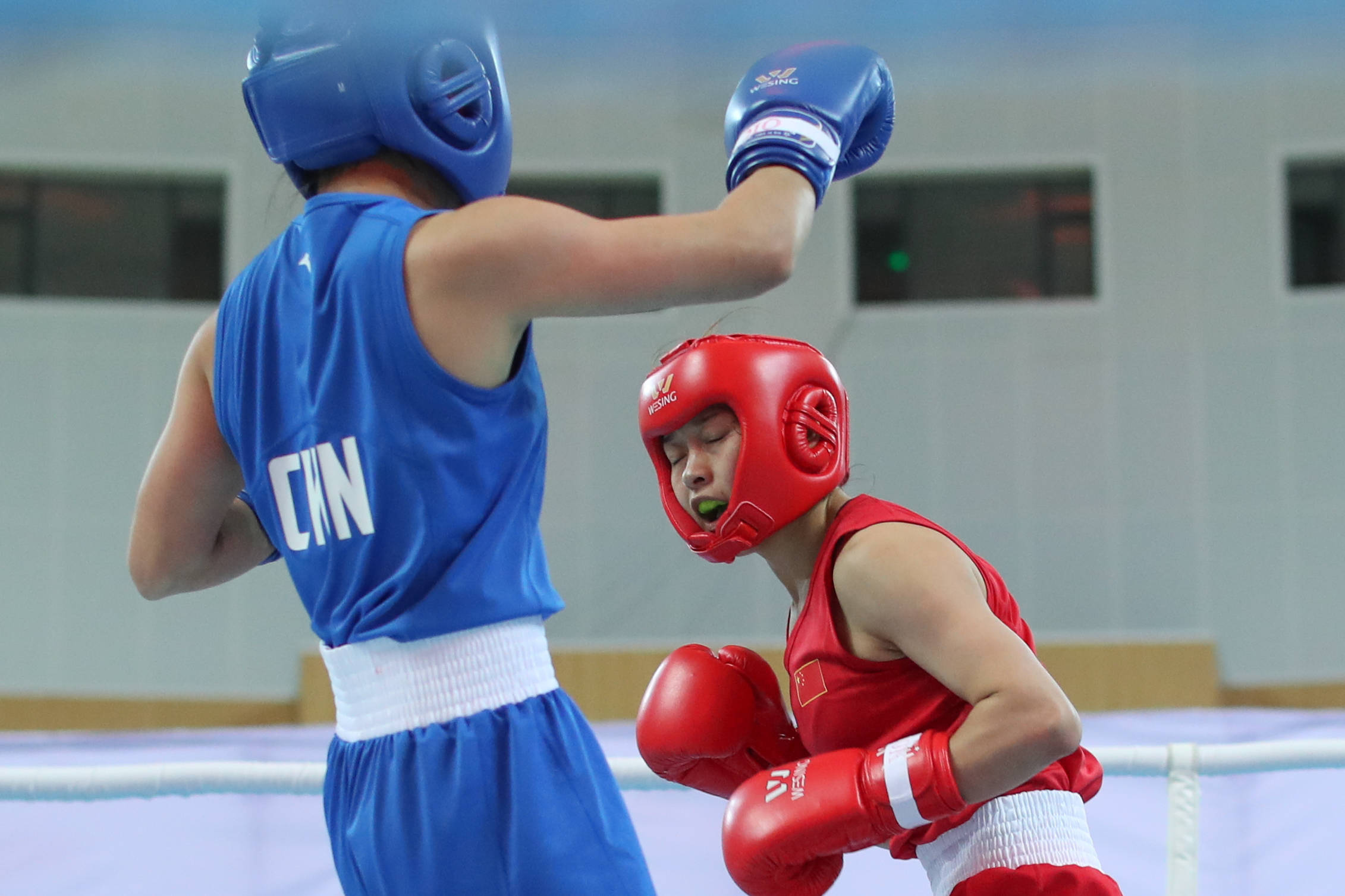 拳击全国女子锦标赛常园夺得51公斤级冠军