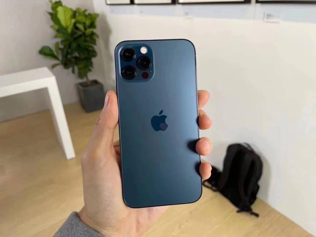 iphone12来了今日正式开售附真机实拍