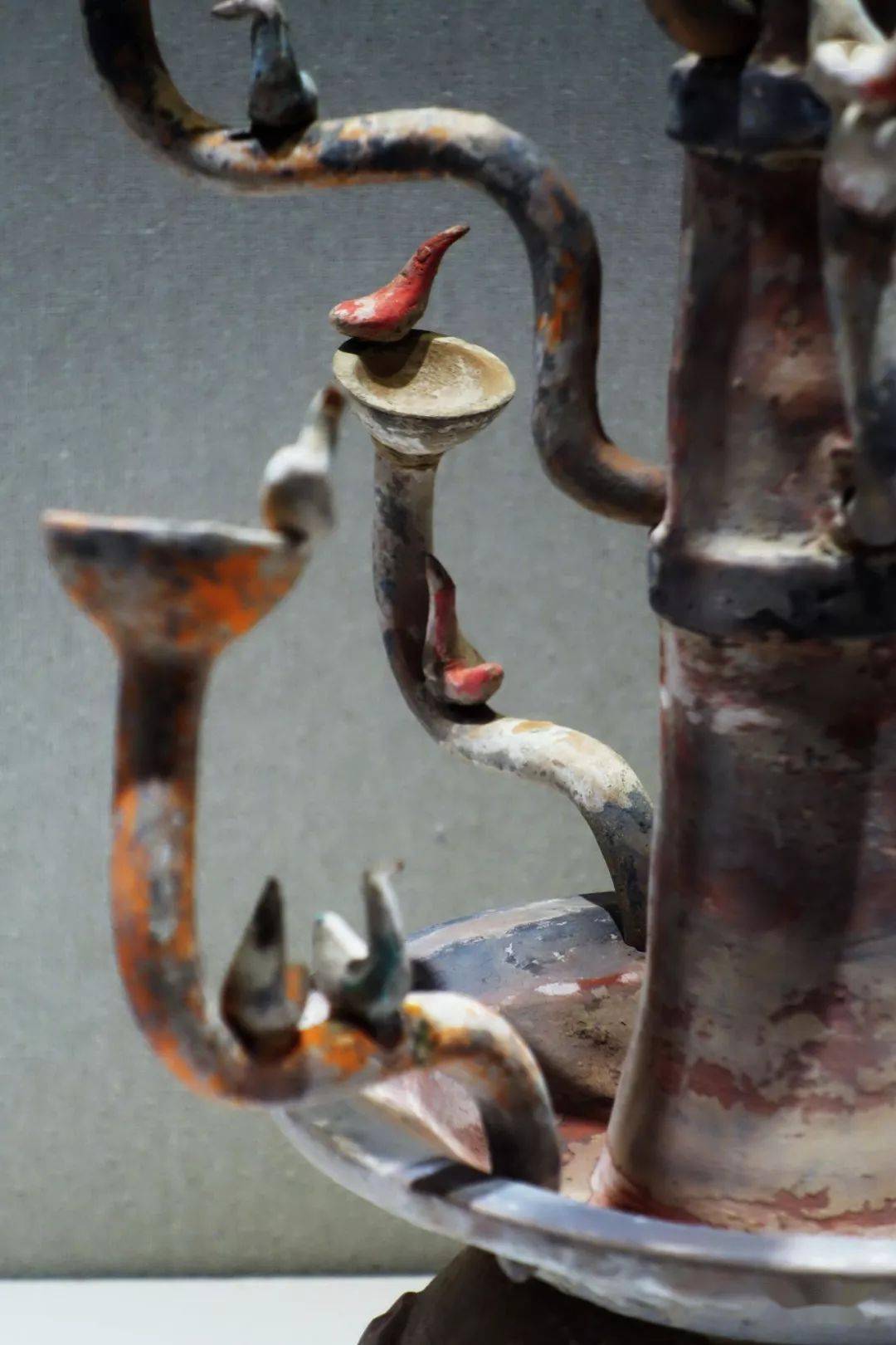 光焰中的多枝灯:油灯博物馆灯系列展示之三