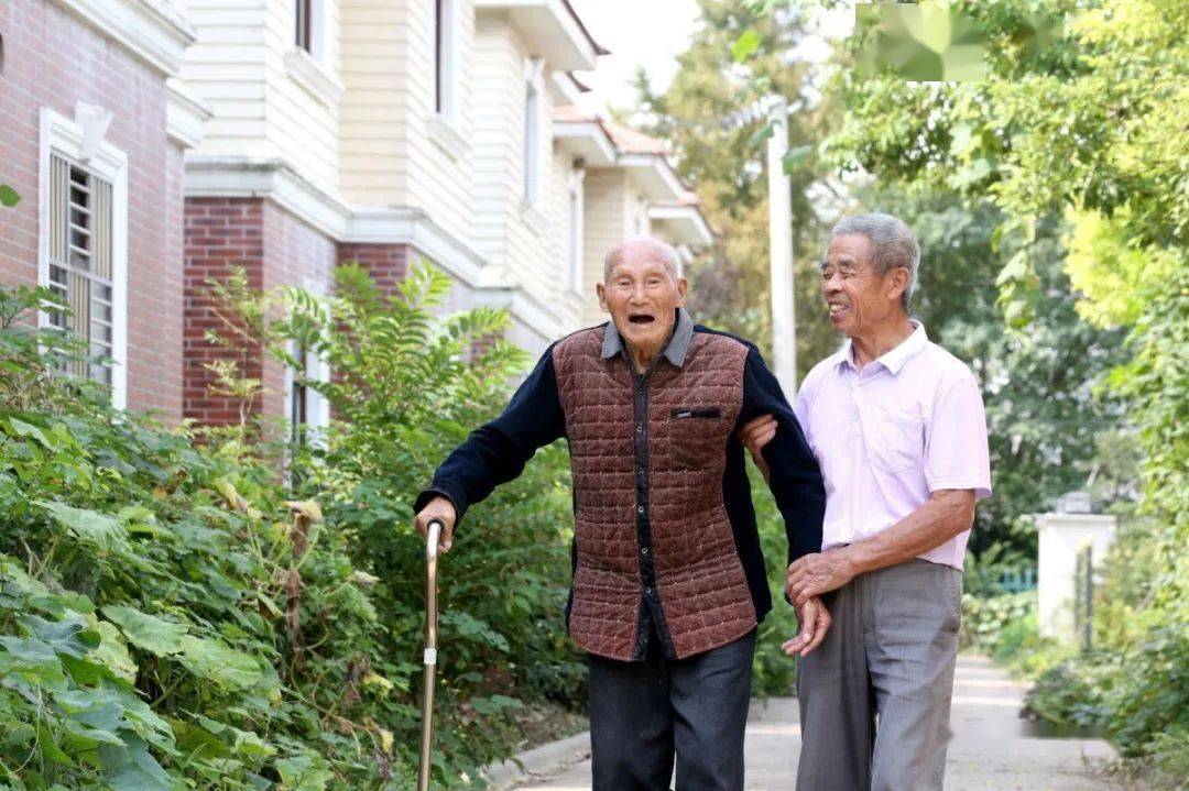 超200万次围观如皋这群百岁老人爆红网络他们说