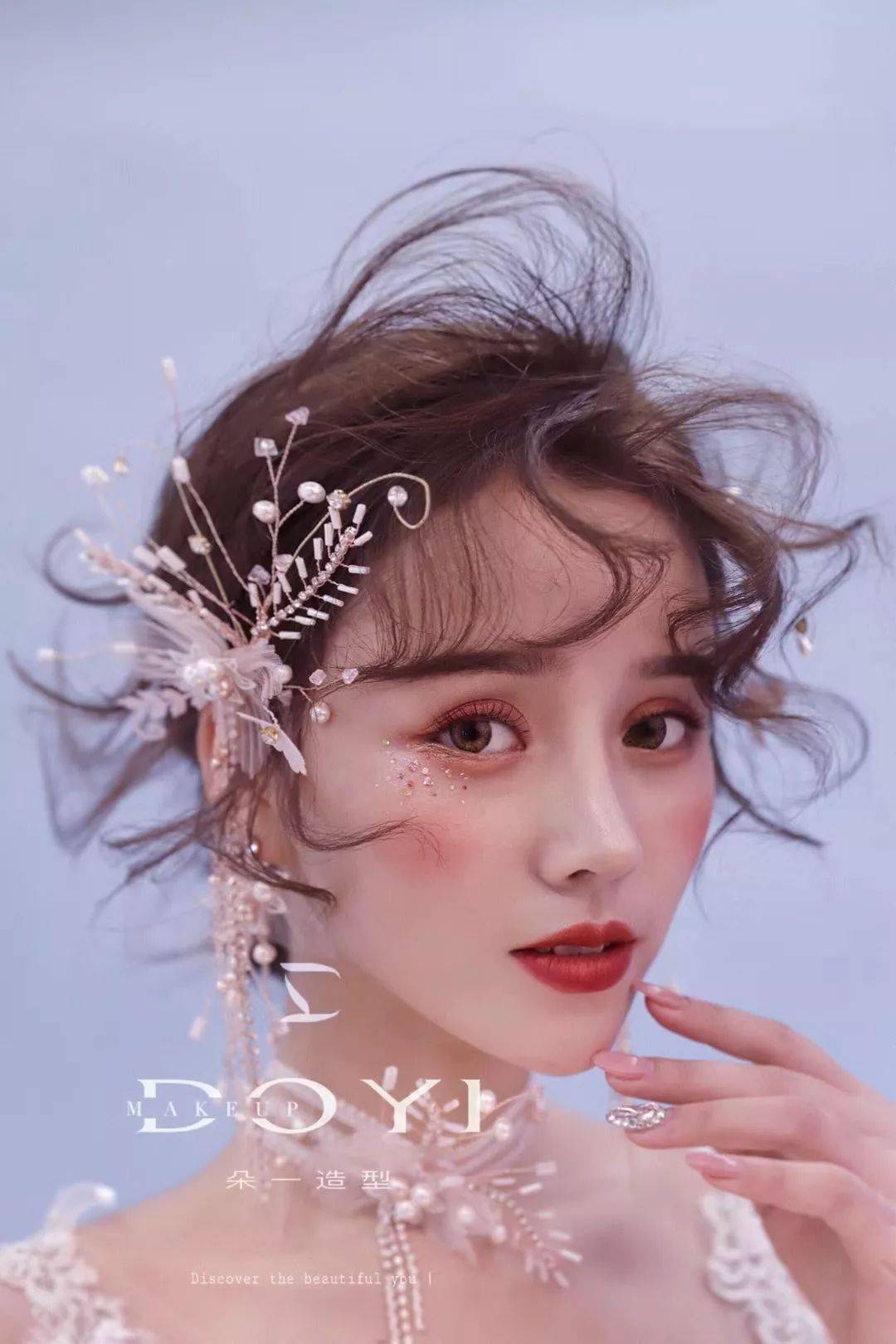 新娘造型还是这样的美做个气质美新娘