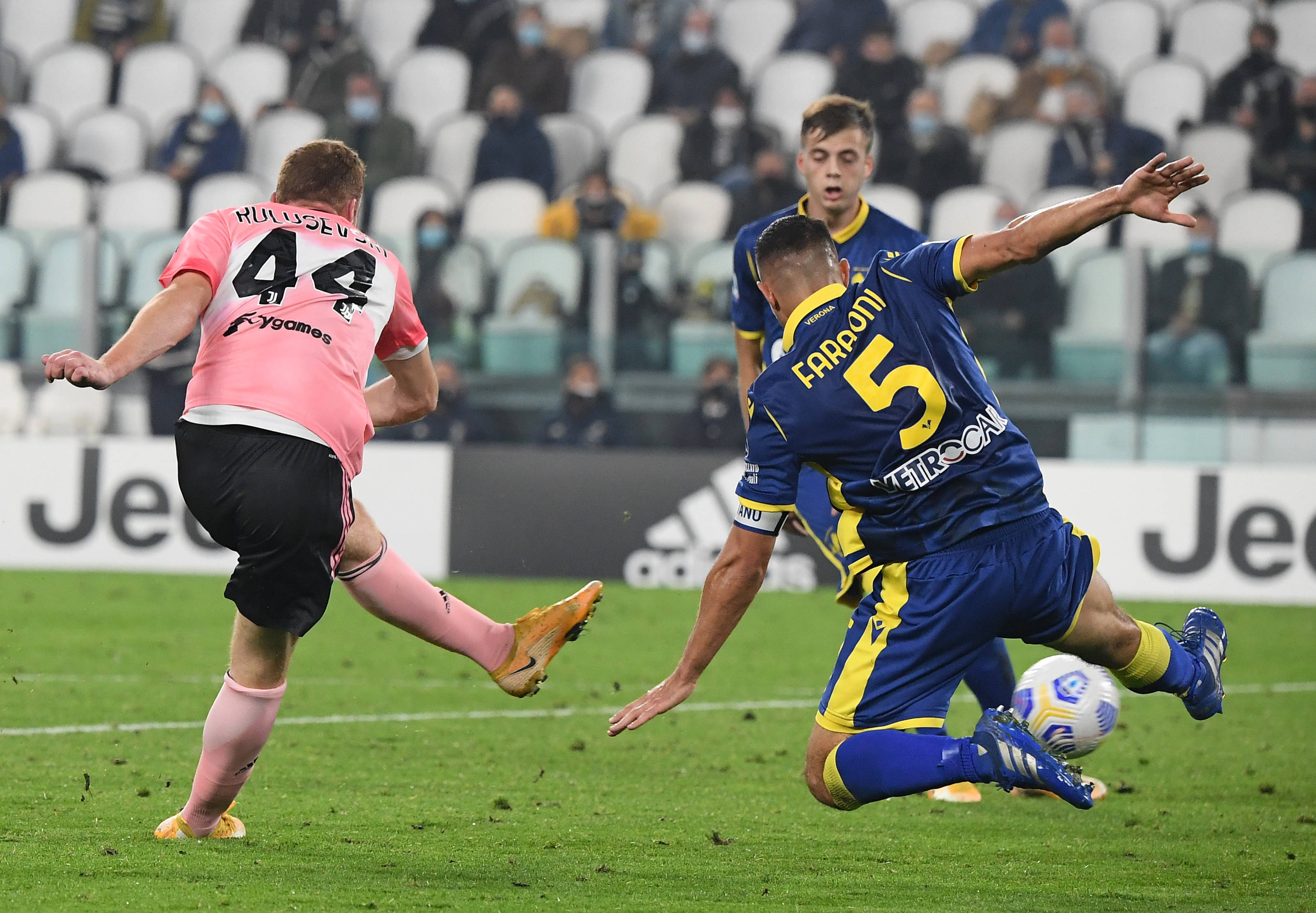 足球意甲尤文图斯战平维罗纳