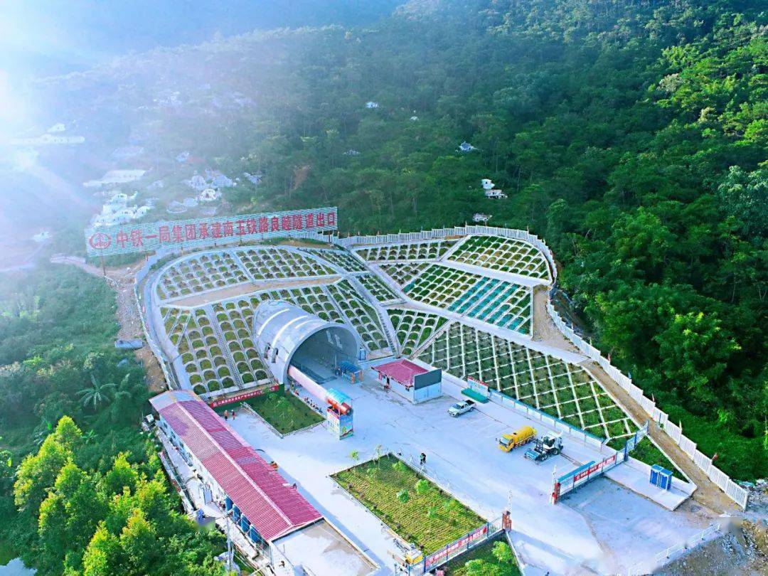 威水南深高铁玉林至广东省界段今年11月底前开工建设