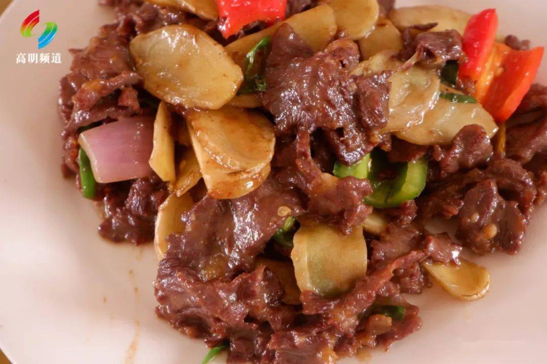 "一鸽胜九鸡",这个秋天,来一场全鸽宴吧! | 百村名菜争霸赛倒计时,抓