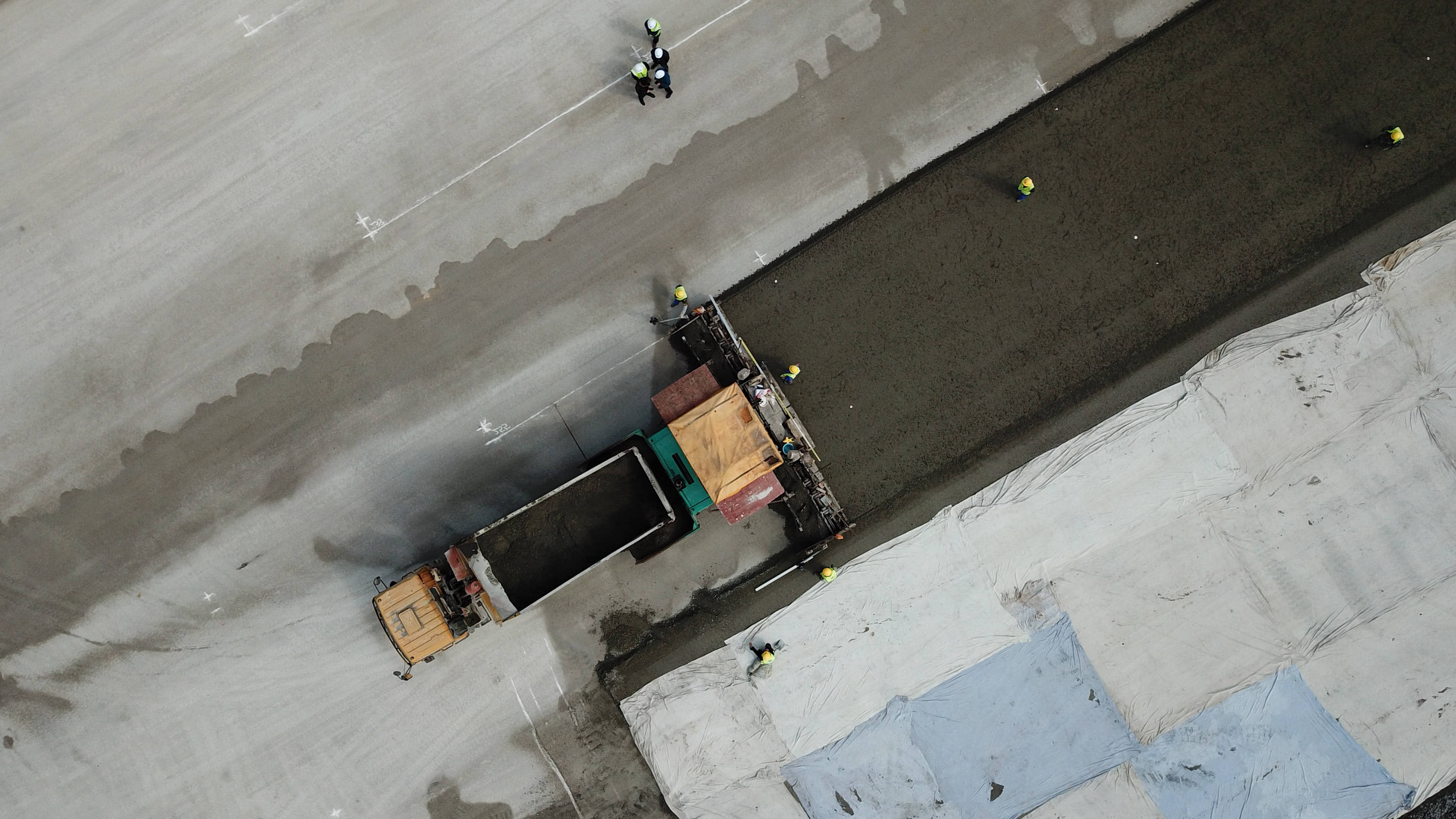 湖南湘西机场项目建设正酣_施工