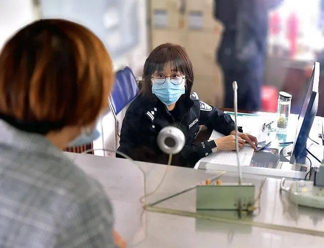 图说|| 蜀山监狱:"小披厦"里"云会见"_视频