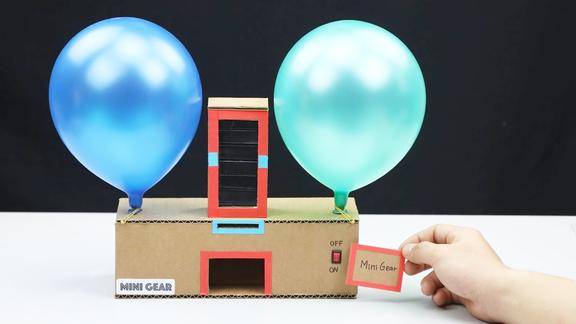 牛人用纸片制作了个吹气球机 这创意真的棒极了